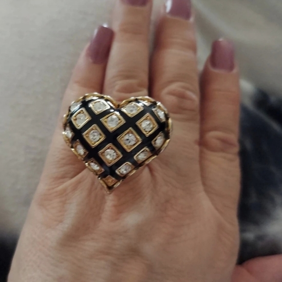 Betsy Johnson Heart Ring